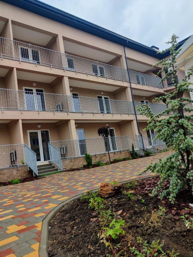 Family Hotel Grybivka Exterior foto